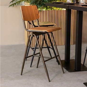 LABEL51 Barkruk Solid Walnoot
