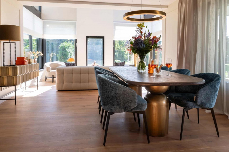 Richmond Eettafel Cavo Acaciahout Bruin 230cm