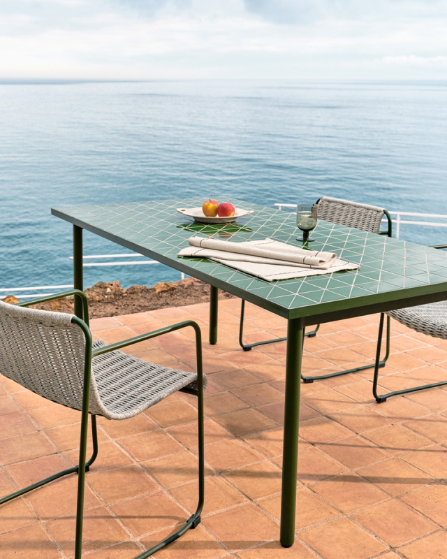 Kave Home Tuintafel Maurina Groene Tegels 223cm