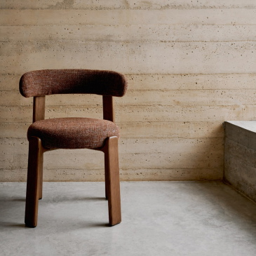 Kave Home Eetkamerstoel Granite Bruin Chenille En Essenhout 