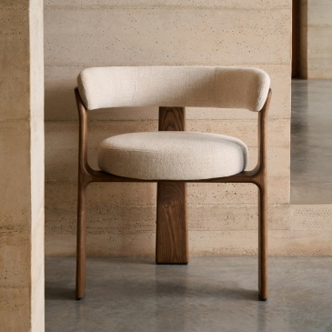 Kave Home Eetkamerstoel Granite 3-poten Beige/Bruin Chenille En Essenhout 