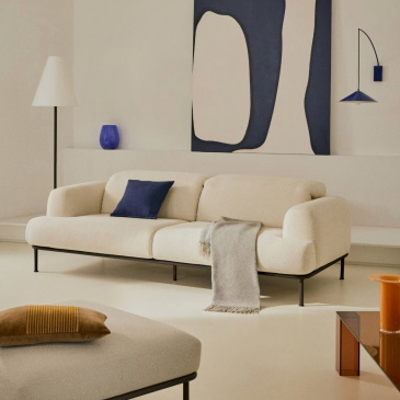 Kave Home 3-zitsbank Aurum Ecru en Matgrijs Onderstel 234cm