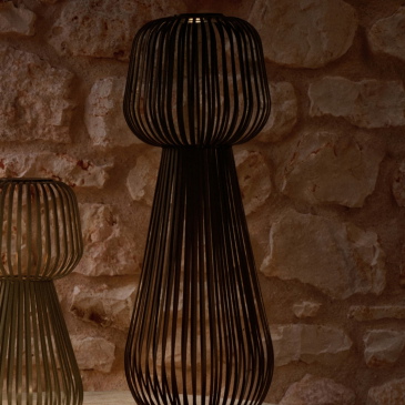 Kave Home Vloerlamp Reiba Zwart op Zonne-Energie