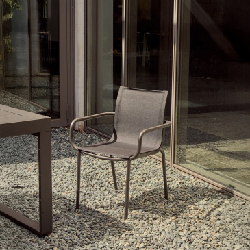 Kave Home Stapelbare Buitenstoel Galdana Aluminium Donkergrijs