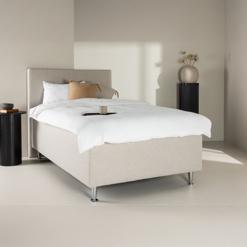 Fjôrd Eenpersoonsbed Mesa 120x200 Mat Zilver/Beige Stof Lino
