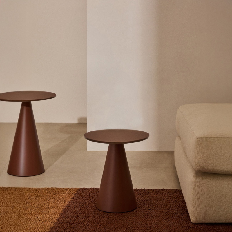 Kave Home Bijzettafel Wilshire Mat Gehard Glas en Mat Terracotta Gelakt Staal Ø30cm