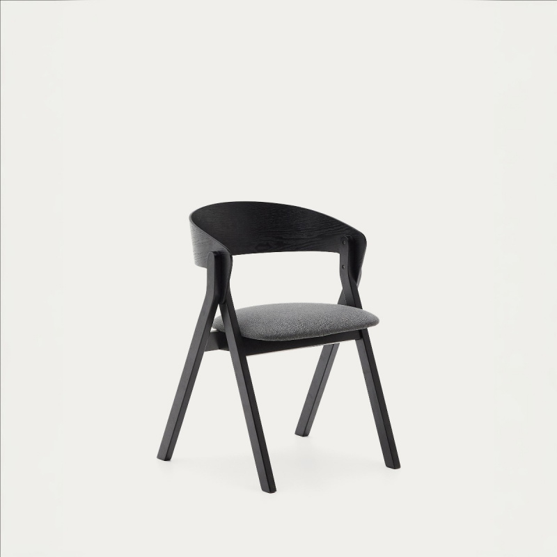 Kave Home Stoel Godia Essenhoutfineer en Rubberhout Zwart